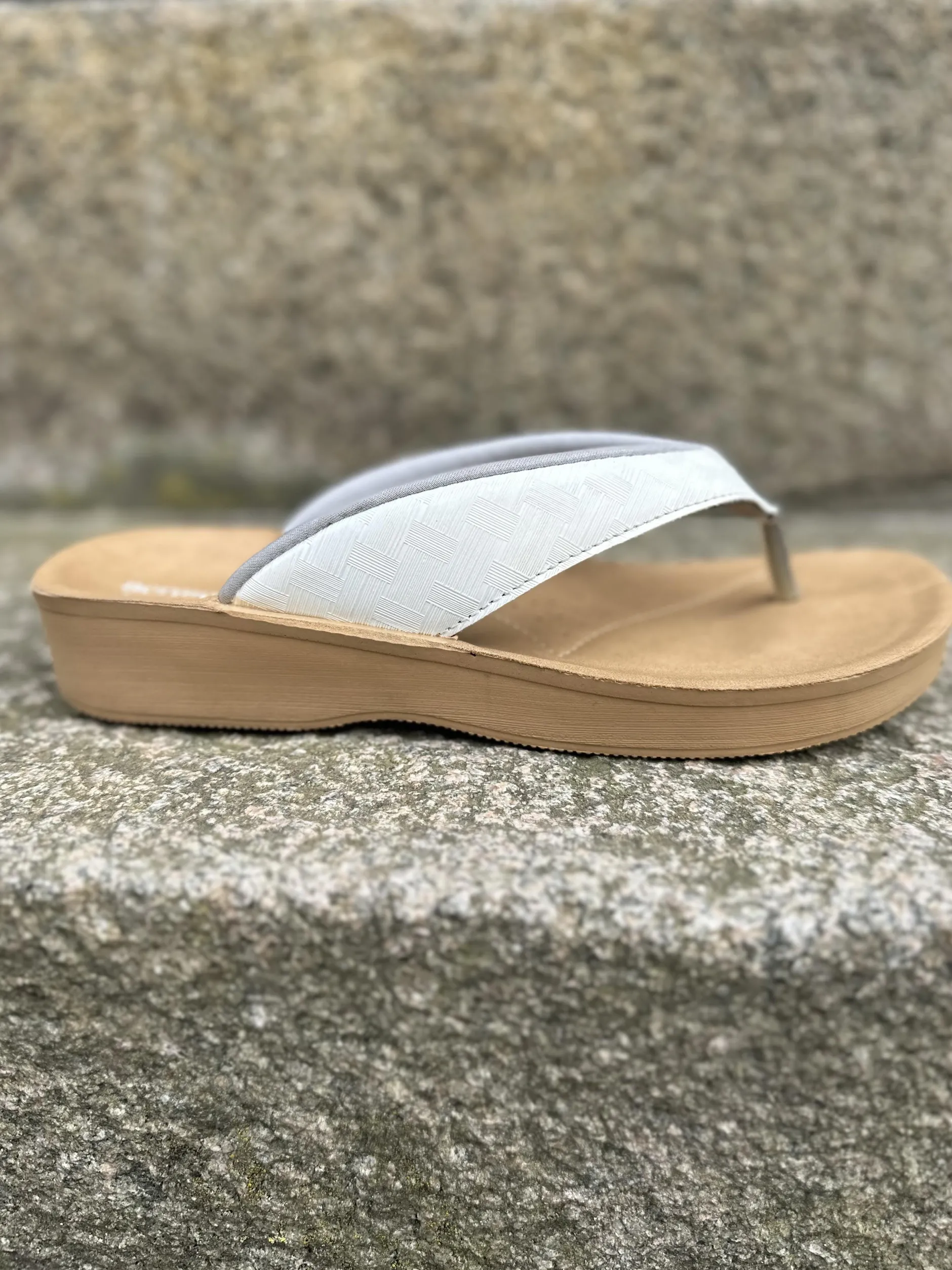 aerowalk_supersoft_memory_4.webp Clearance Supersoft Memoryskum sandal Fodtøj
