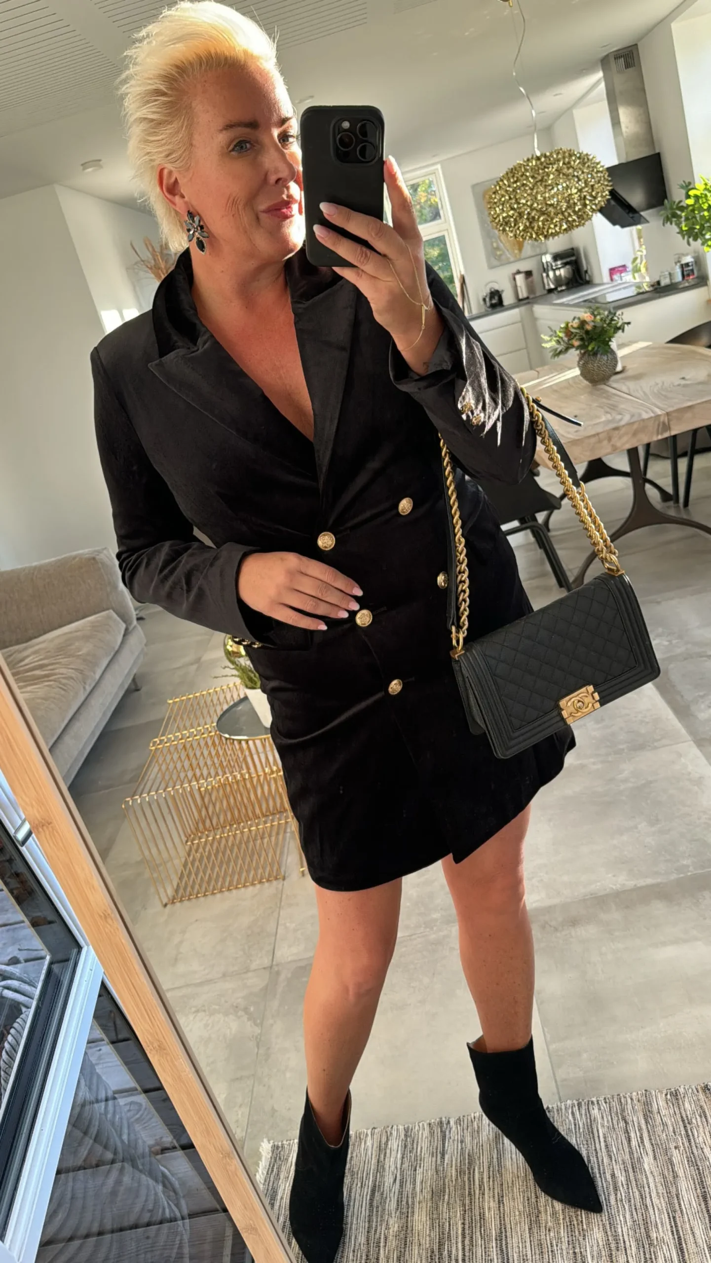 by_engbork_attentif_v_vel_1.webp Clearance By Attentif V2020 velour blazer Blazer
