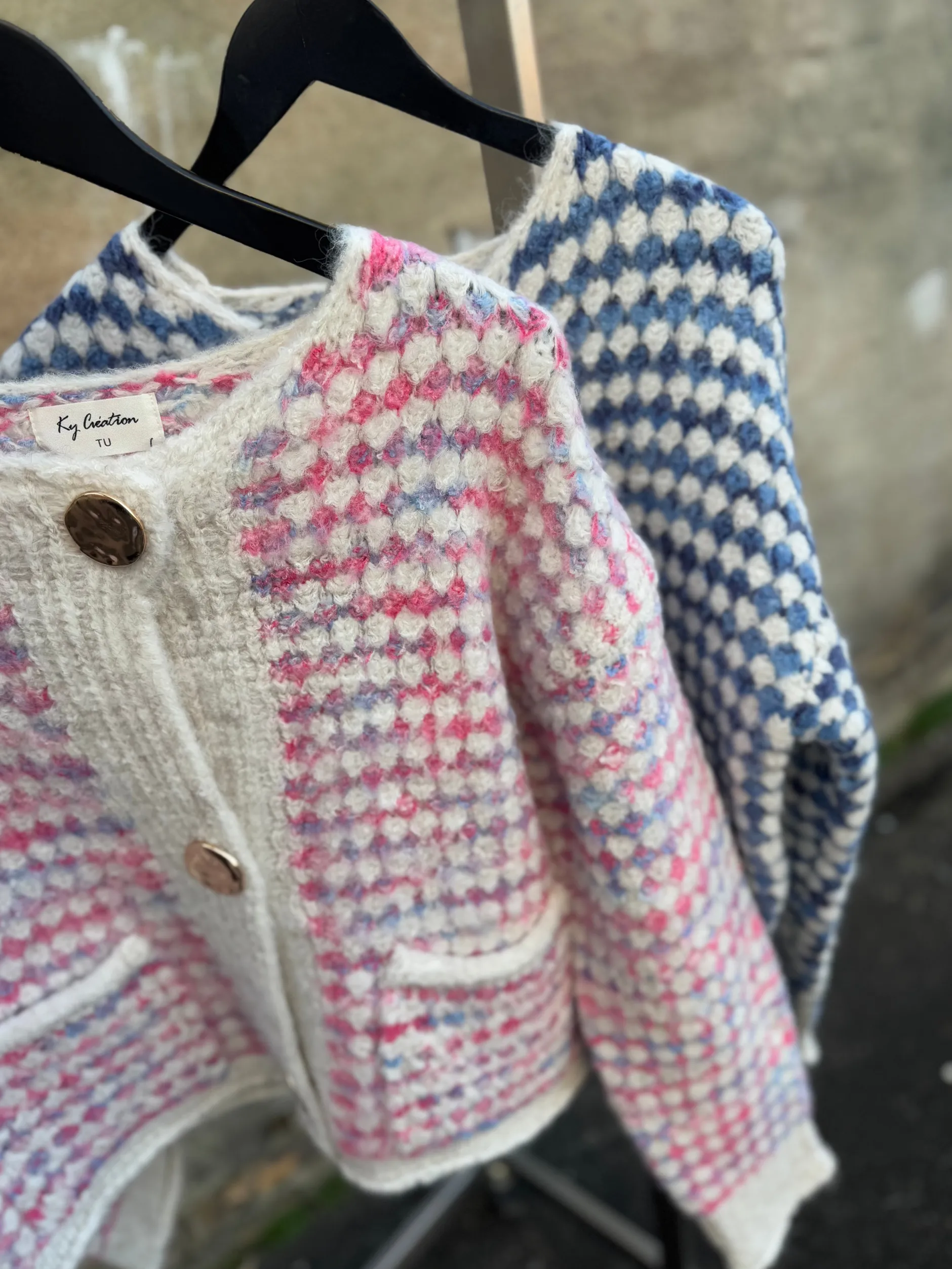 by_engbork_coco_cardigan__4-1.webp Sale By Coco cardigan creme Cardigans | Strik