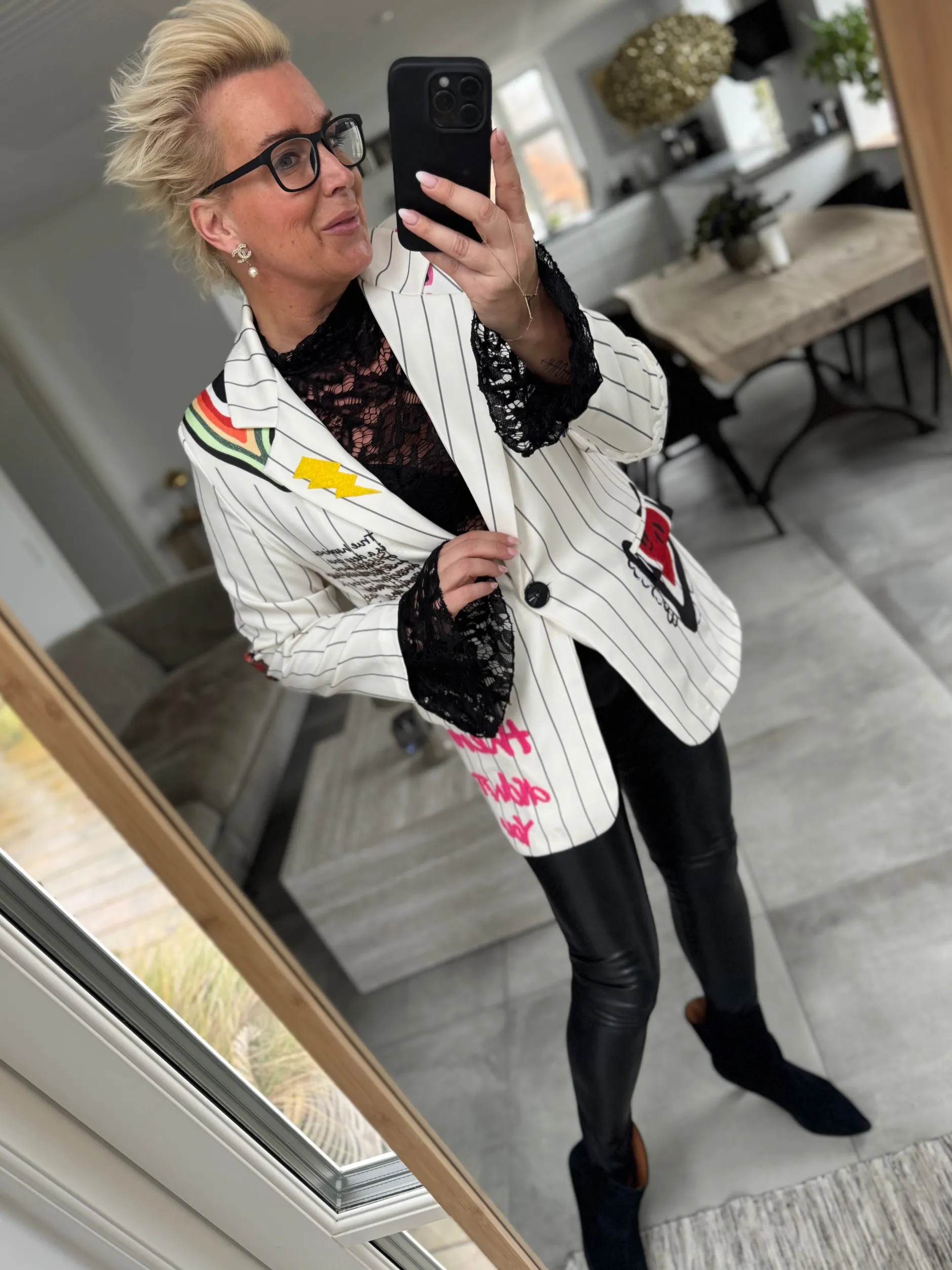by_engbork_dali_blazer_st_0.webp Hot By Dali blazer stripe off Blazer