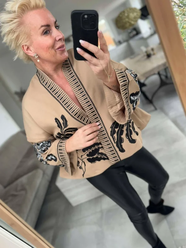 Sale By Kleo jakke trane Overtøj