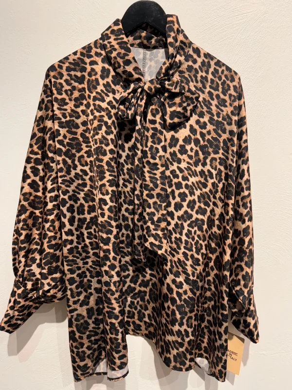 Clearance By Megan satin skjorte Bluser | Skjorter