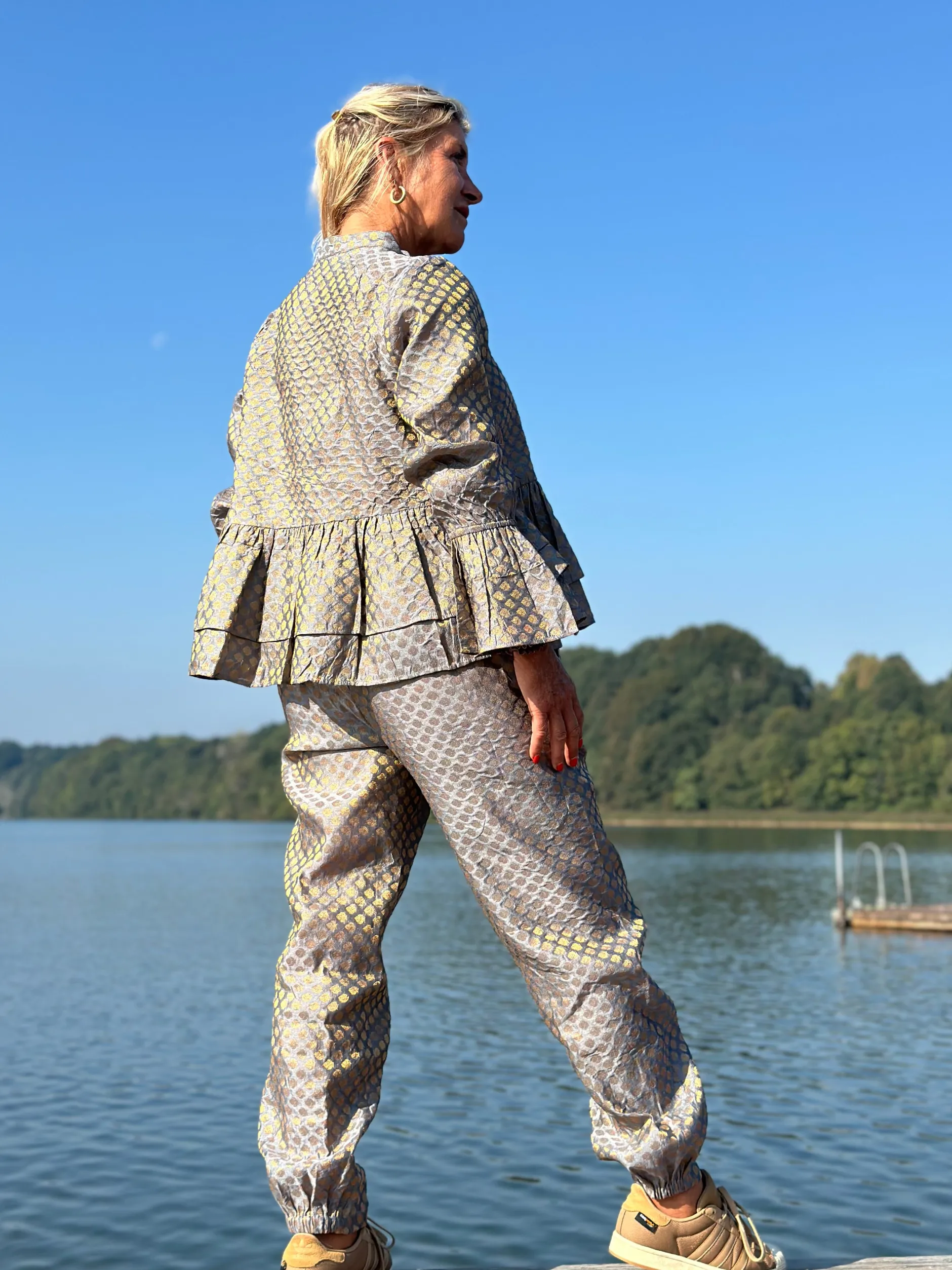 gaspar__fiji_brokade_pant_2.webp Fashion 2407916 Fiji brokade pant Bukser
