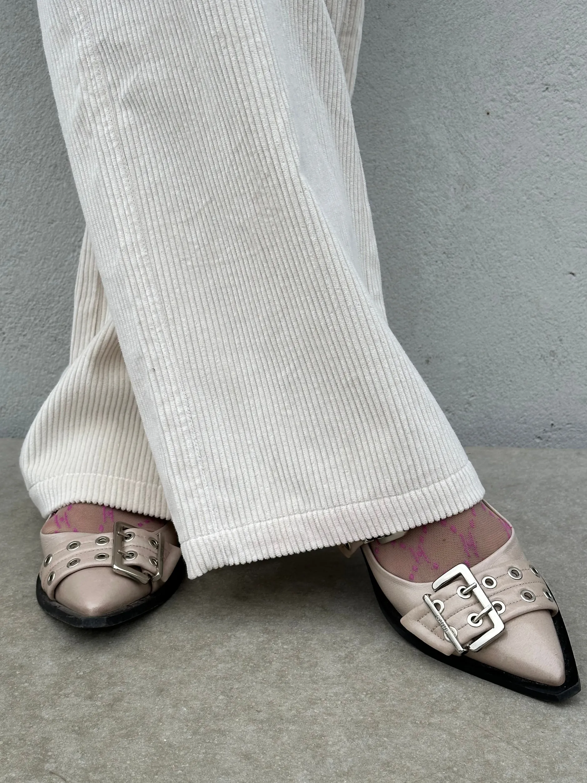 gaspar__honolulu_bukser_c_0.webp Fashion 2407919 Honolulu bukser corduroy Bukser