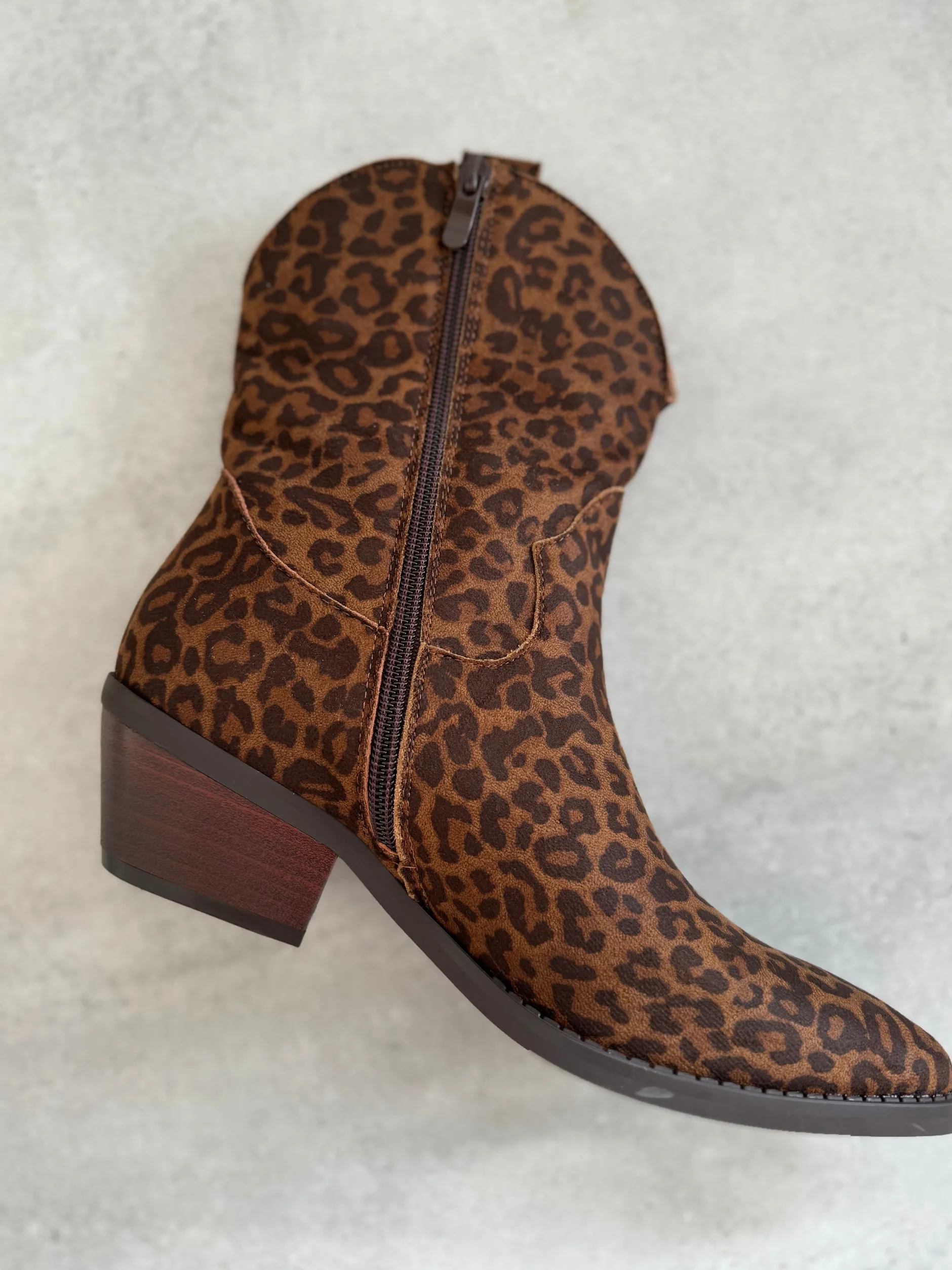 leopard_stvle_findlay_cam_3.webp Best Leopard støvle Findlay camel Fodtøj