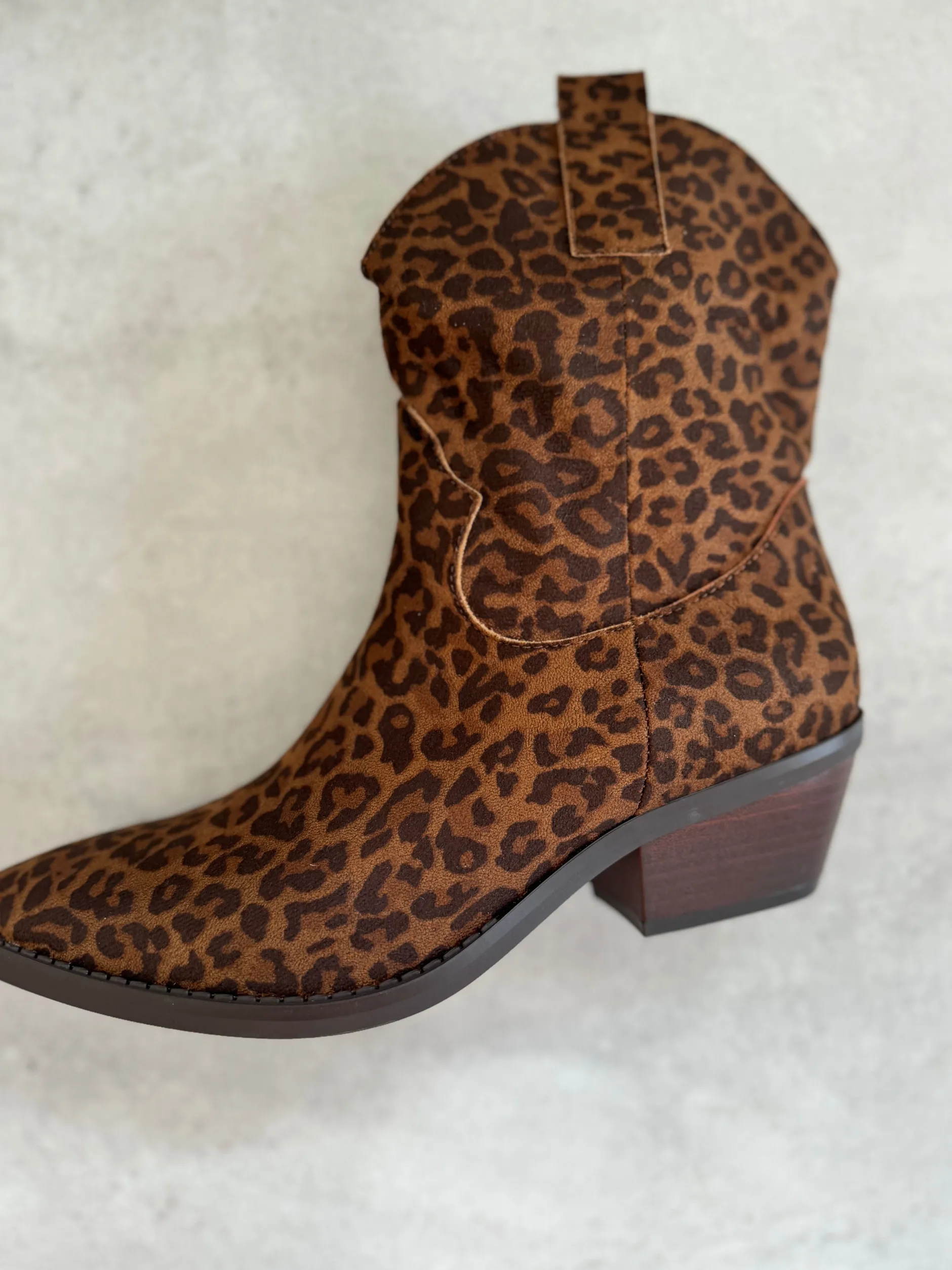 leopard_stvle_findlay_cam_4.webp Best Leopard støvle Findlay camel Fodtøj