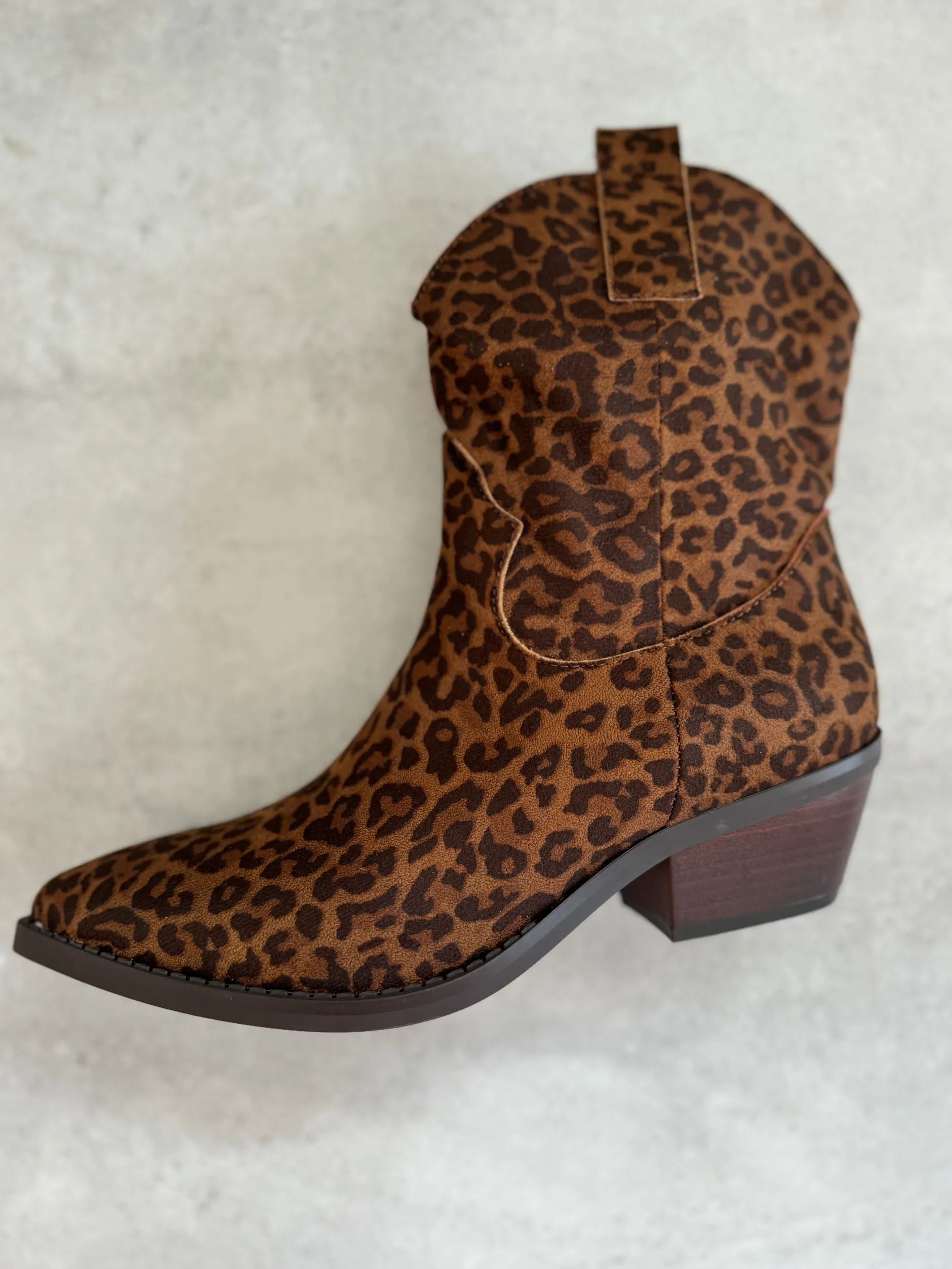 leopard_stvle_findlay_cam_5.webp Best Leopard støvle Findlay camel Fodtøj
