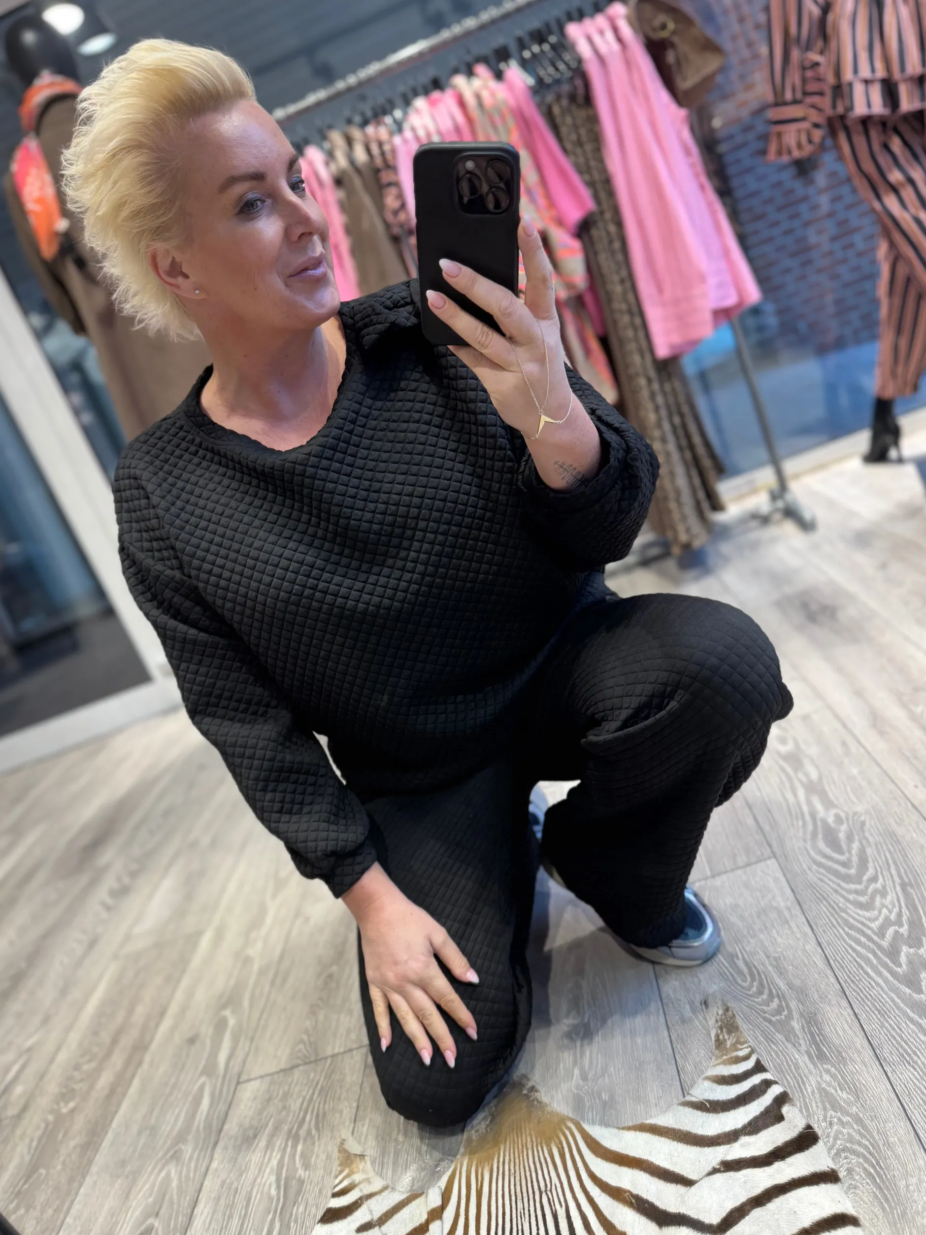 qnuz__shirly_quilted_swea_7.webp Hot 9906 Shirly quilted sweat bow Sweatshirts