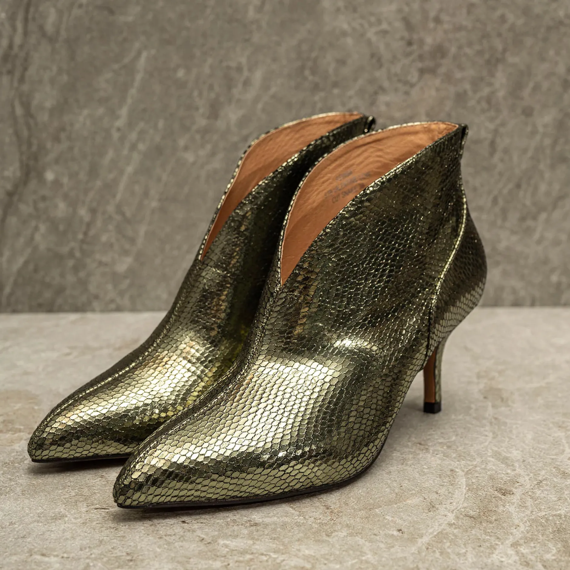 shoe_the_bear_stb_valenti_9-2.webp Discount STB1853 Valentine low cut snake olive Fodtøj